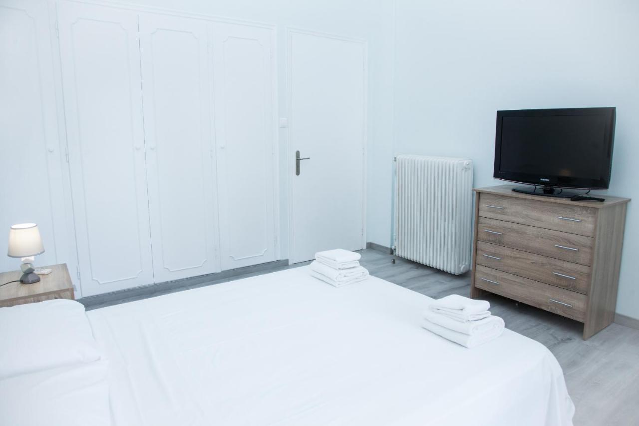 Sunny And Minimal Apt In Glyfada With 3 Bdrm Athènes Extérieur photo