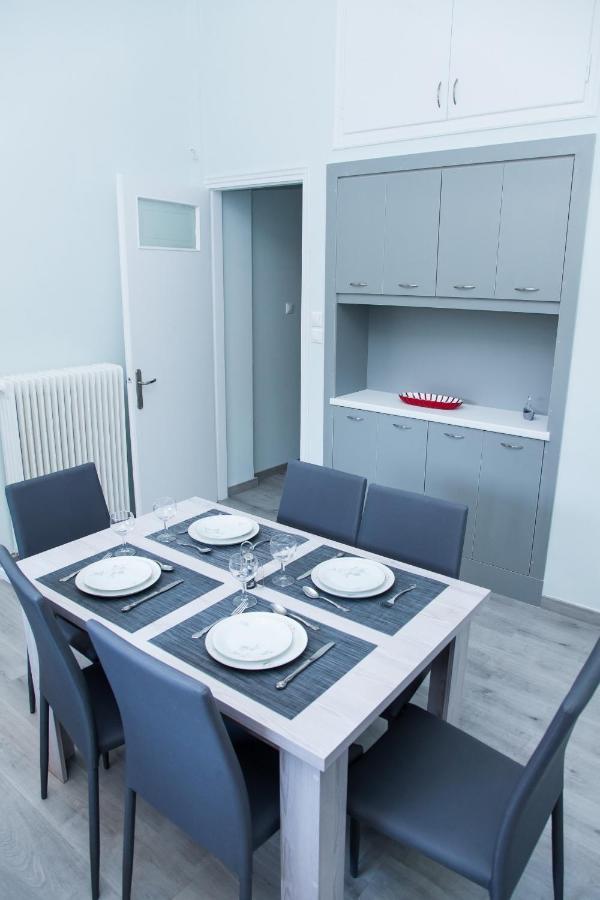 Sunny And Minimal Apt In Glyfada With 3 Bdrm Athènes Extérieur photo